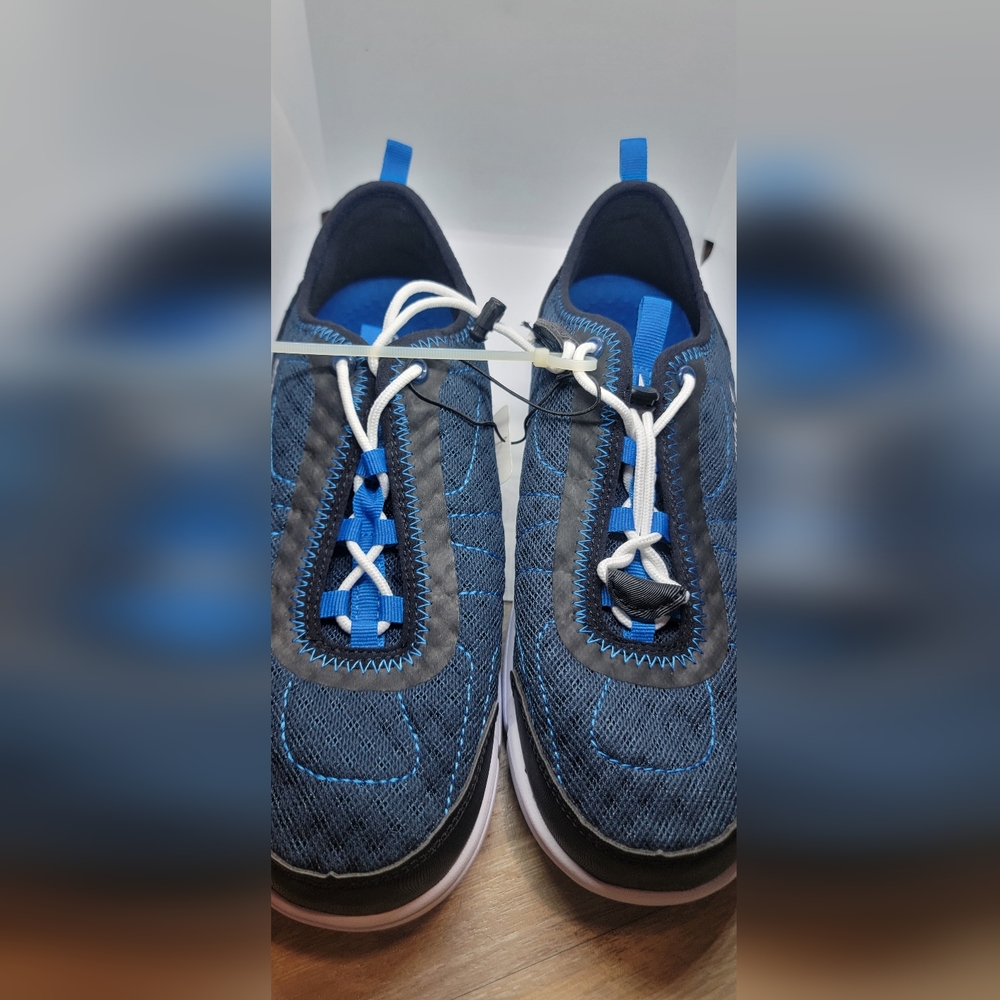 Speedo Men's Navy and White Sneakers Watercross